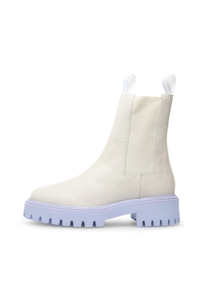 LÄST Daze Leather Off White Ankle Boots Off White