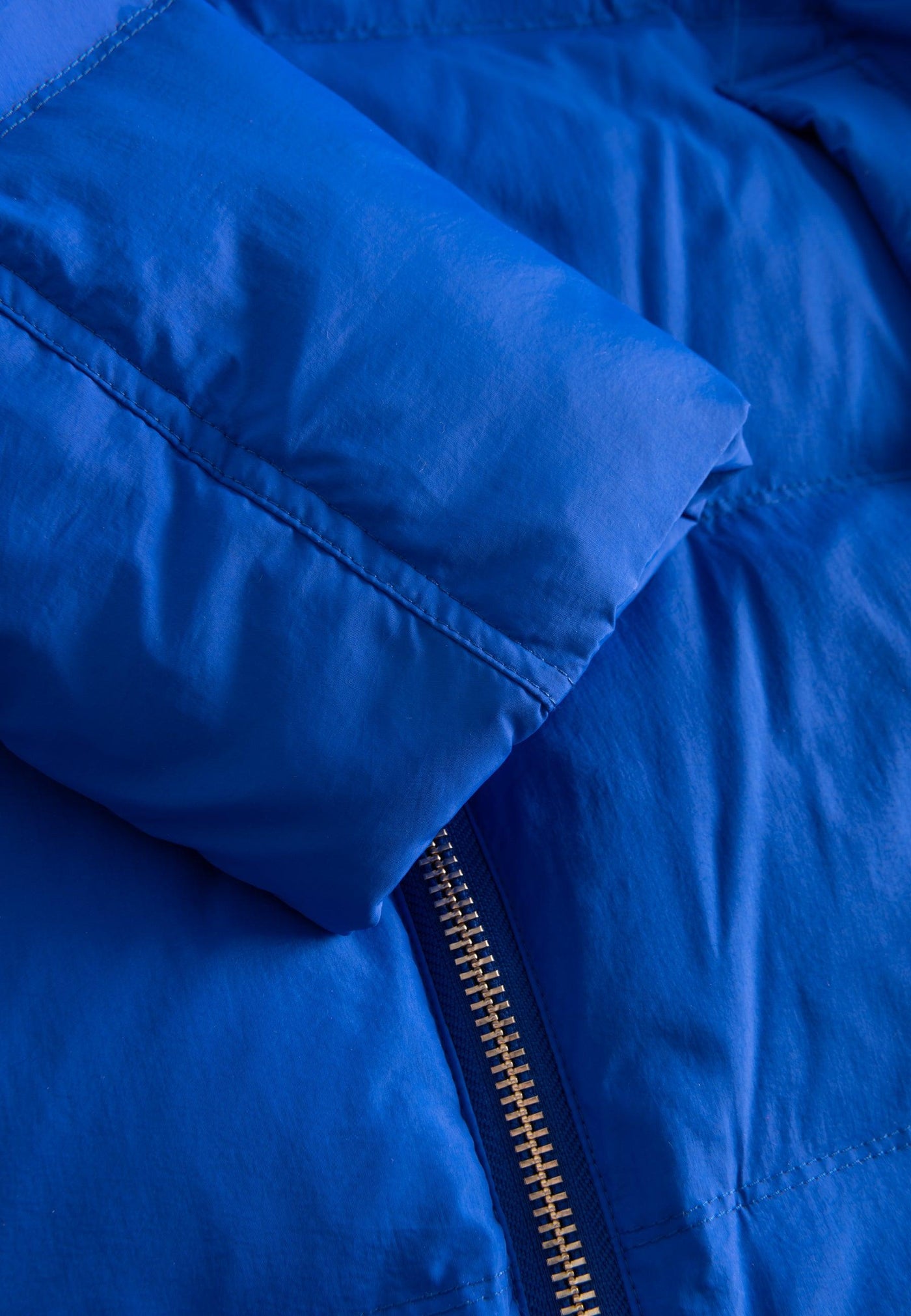 LÄST Long Hooded Puffer Jacket Brilliant Blue/Black Jackets Brilliant Blue/Black