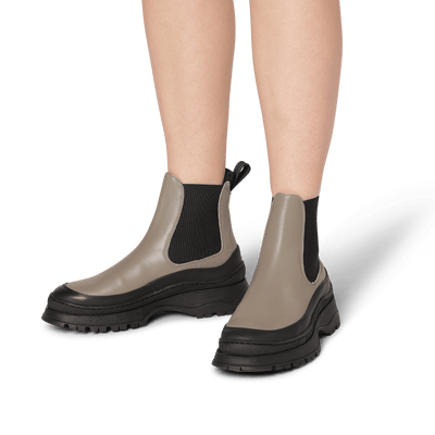 LÄST Trail Taupe Ankle Boots Taupe